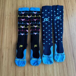 Bundle of 2: Pro Compression Marathon Compression Socks Small/Medium GUC